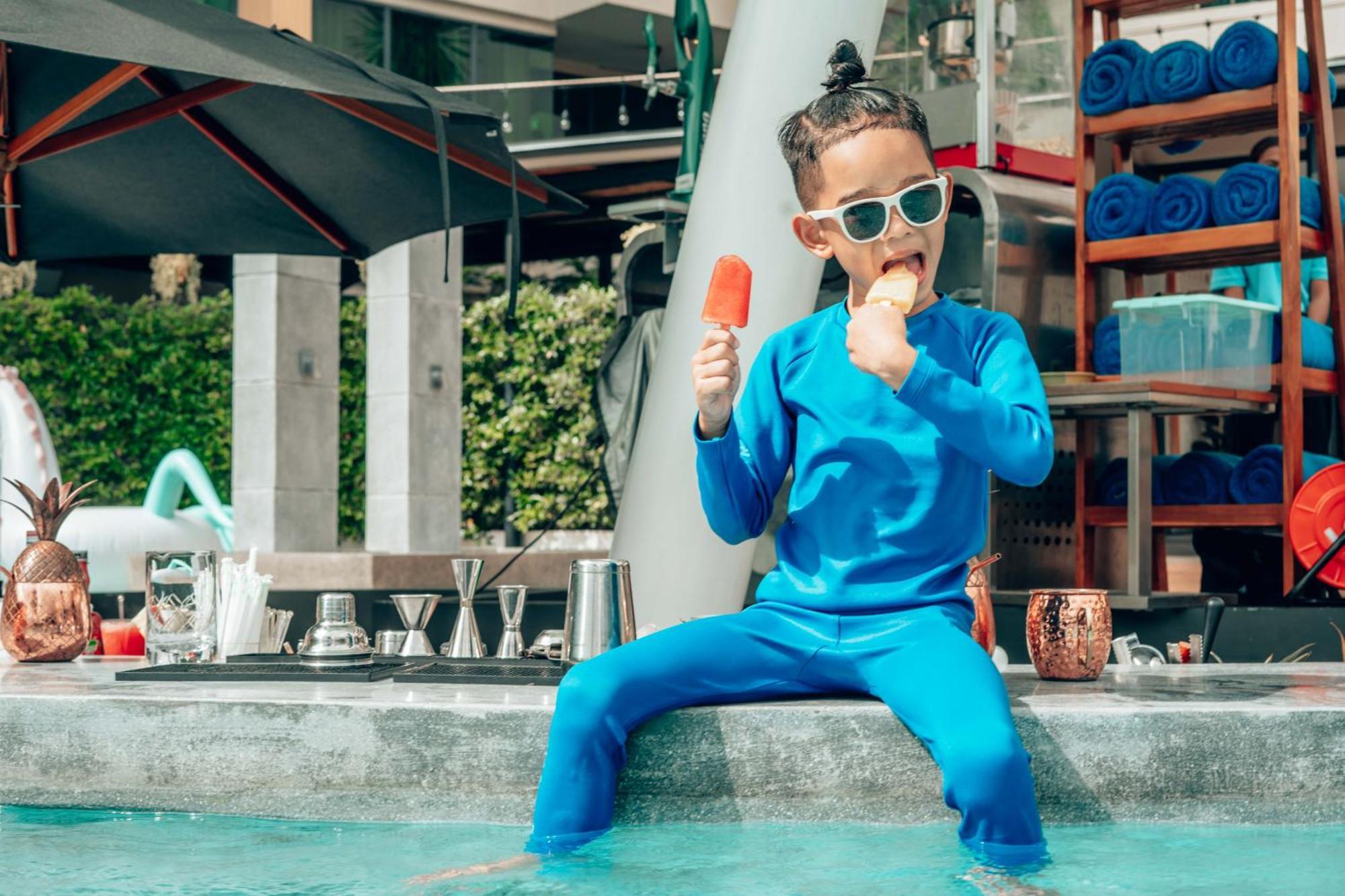 Skyview Resort Phuket Patong Beach Ngoại thất bức ảnh DJ Baby K